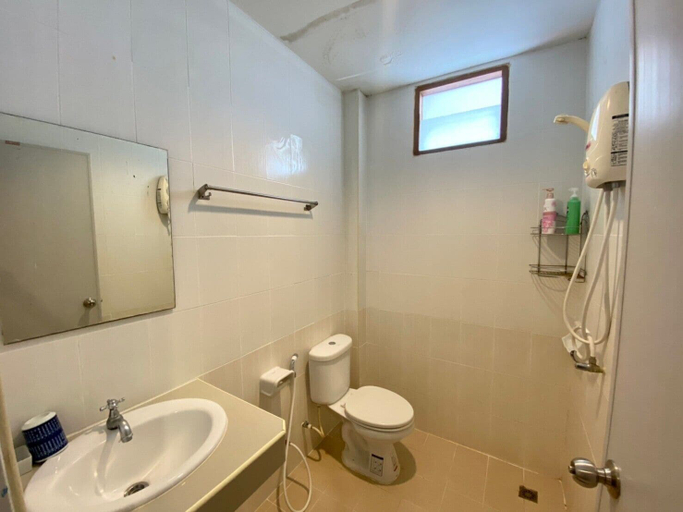 Bathroom 4, Richmond Guesthouse, Ko Phangan