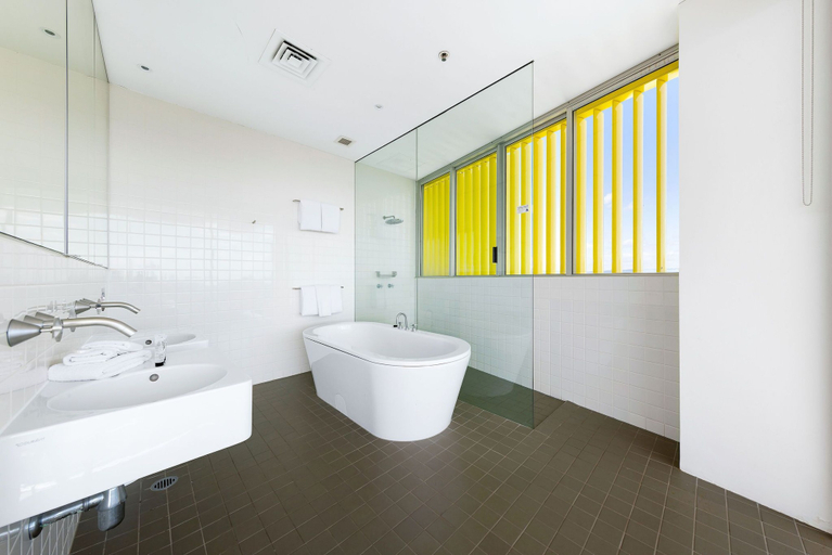 Bathroom 5, ULTIQA Air On Broadbeach, Gold Coast