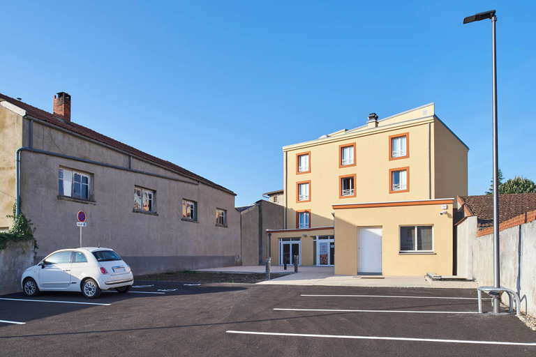 Exterior & Views 2, Logis Hôtel Larivaut, Puy-Guillaume, Puy-de-Dôme