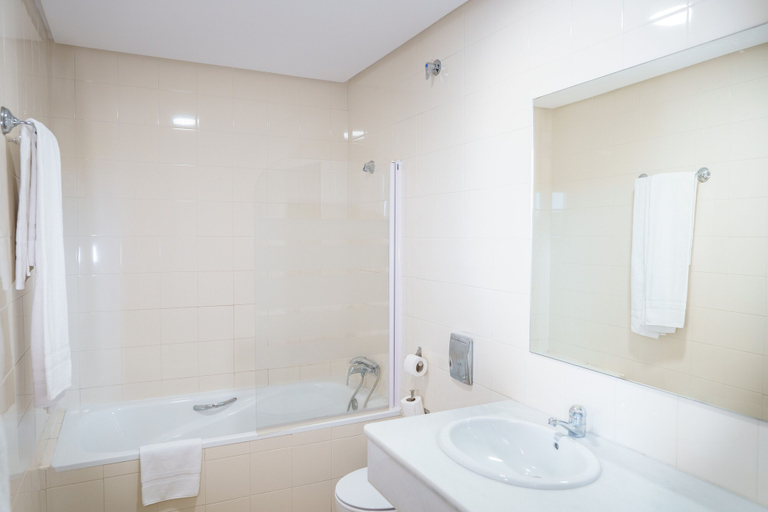 Bathroom 4, As Hotels Chucena, Huelva