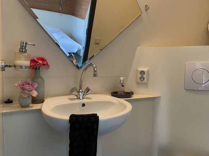 Bathroom, Hotelhuisjes Andijk, Andijk