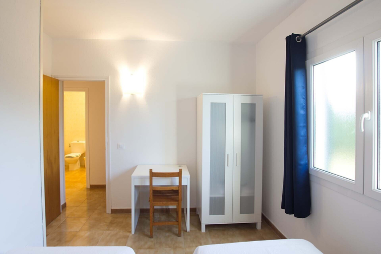 Bedroom 3, Nuvolet Apartments, Baleares