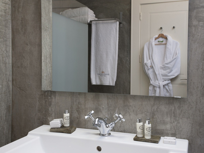 Bathroom 3, Quinta da Marka, Sabrosa