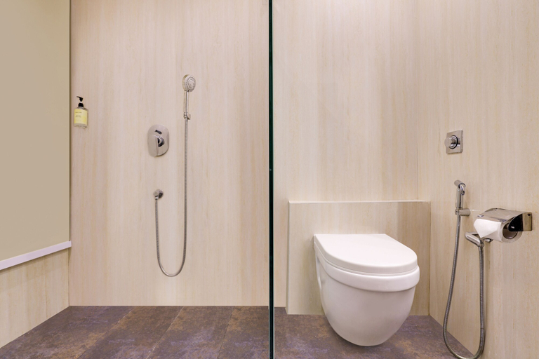 Bathroom 4, Lemon Tree Hotel Bhopal, Bhopal
