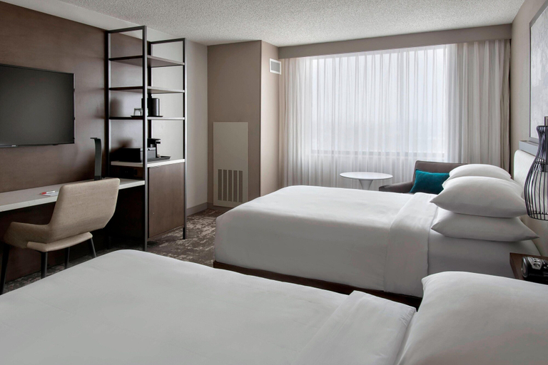 Bedroom 4, Marriott Albany, Albany