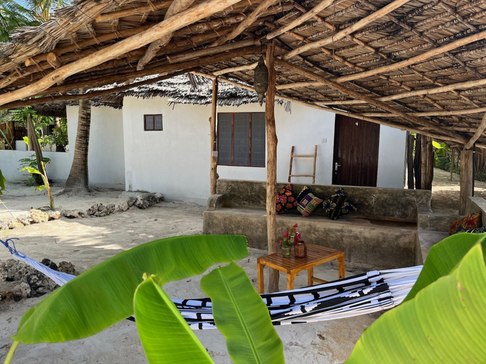 Exterior & Views 2, Karanga Bungalows, Kati