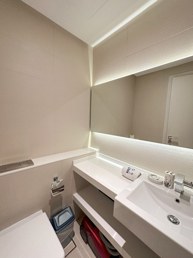 Bathroom, Brand New 1BR Apartment West Avenue Marina - CLN, Dubai