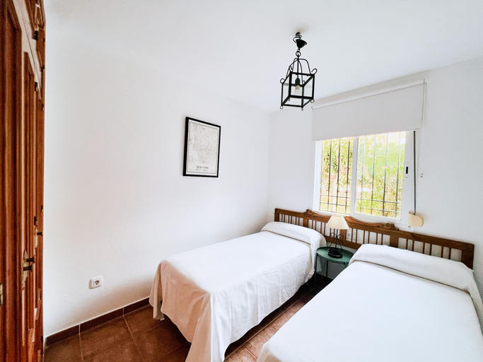 Bedroom 2, Jardín del Golf, Cádiz