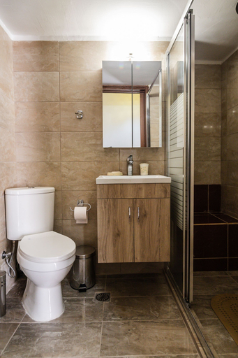 Others 5, Casa Del Fantino, Crete