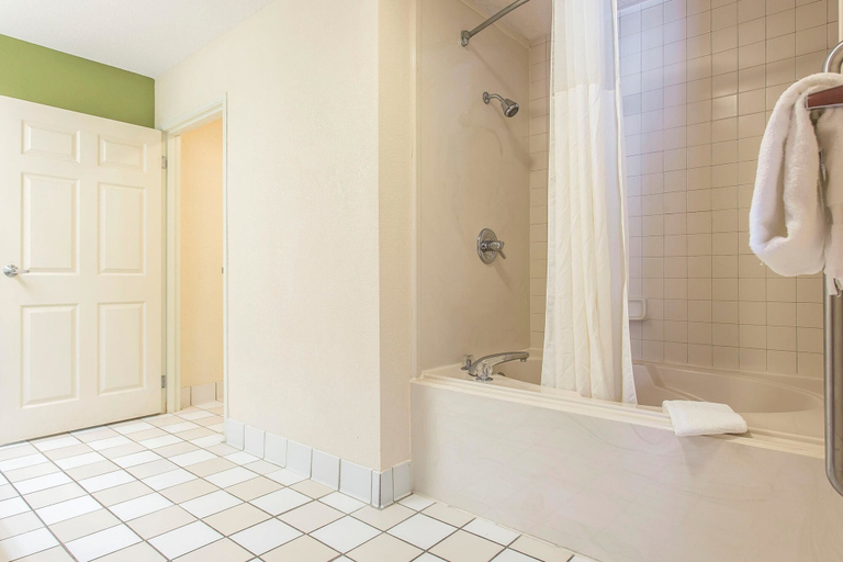 Bathroom 4, Sleep Inn & Suites North Augusta, Aiken