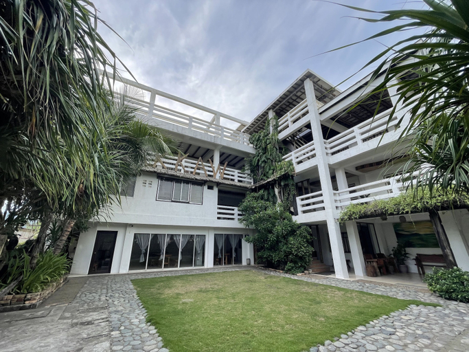 Exterior & Views 2, Akkaw Baler Hometel, Baler