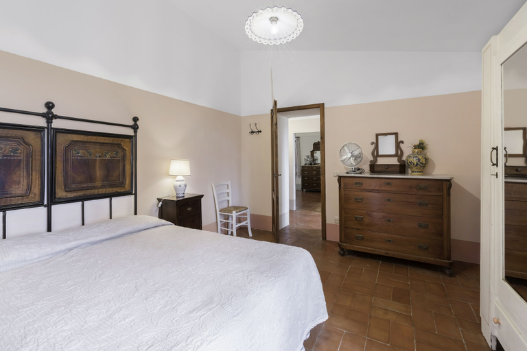 Bedroom 2, Orcia Panoramic View With Pool, Siena