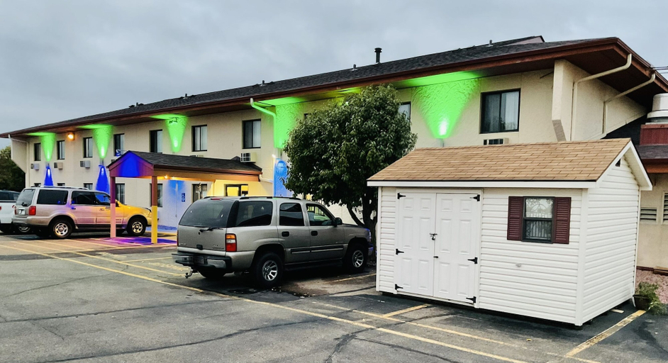 Exterior & Views 2, Budget Host Inn Buffalo, Wright
