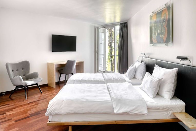 Bedroom 2, Vienna House by Wyndham Martinspark Dornbirn, Dornbirn