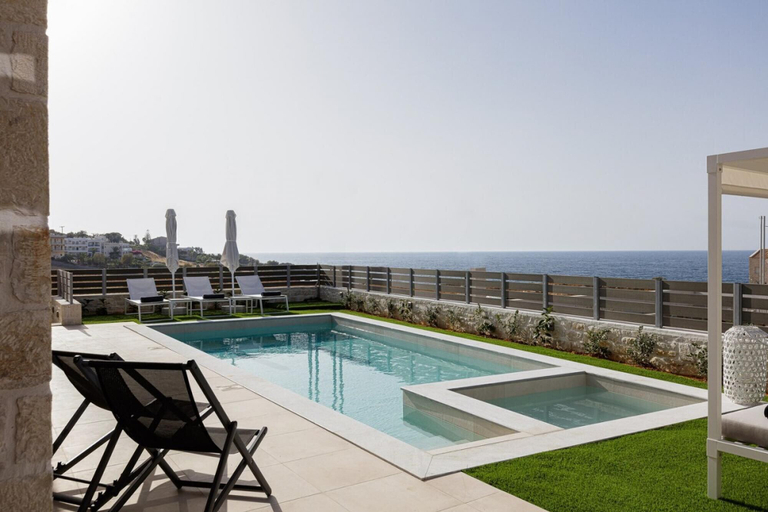 Room 5, Dodici Luxury Villa - With Heated Pool, Crete