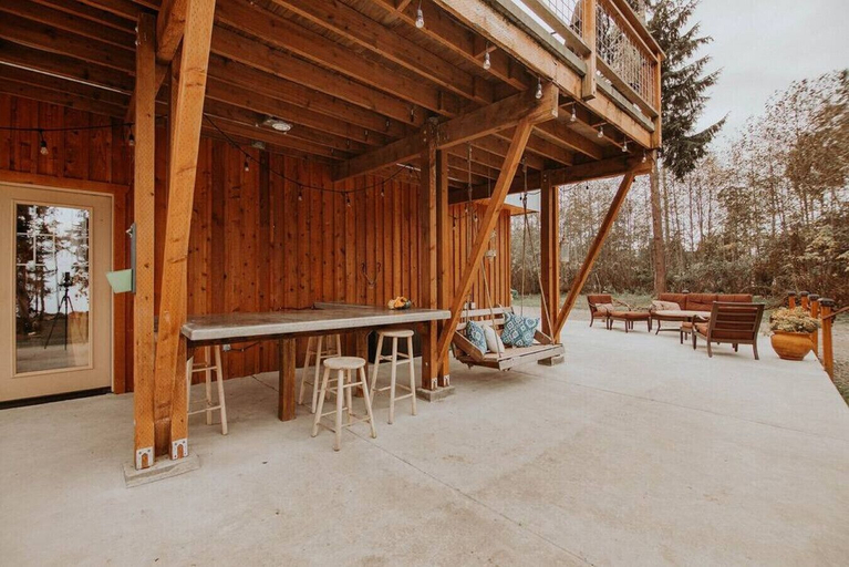 Others 4, Eagle's Landing, Clallam