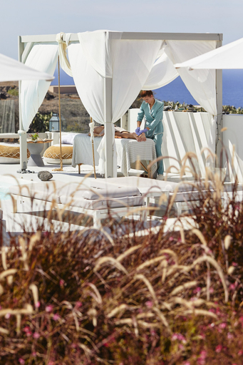 Food & Drinks 5, Adorno Oia, South Aegean