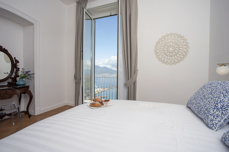 Bedroom 4, Relais al Castello, Napoli