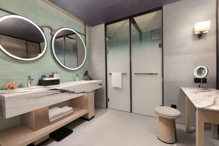 Bathroom 5, HUALUXE Sanya Yalong Bay Resort by IHG, Sanya