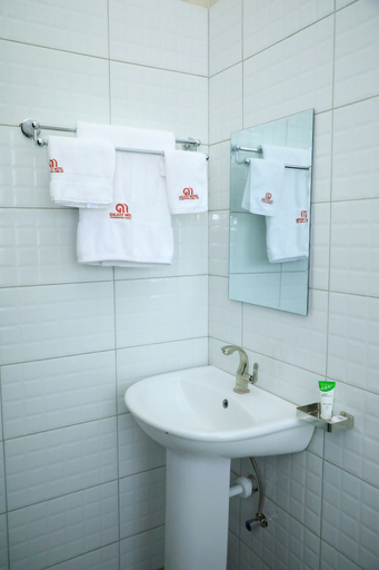 Bathroom 3, Galaxy Motel, Kampala