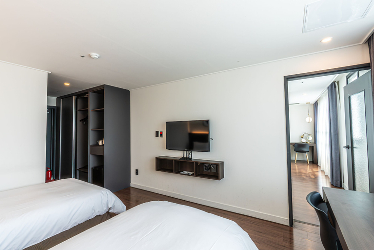 Bedroom 4, Hotel The Grang Jungmun, Seogwipo