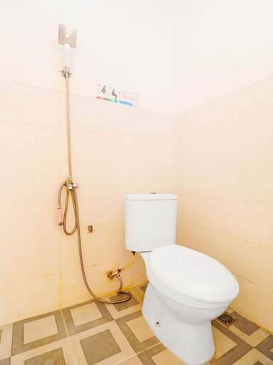 Bathroom 3, OYO 91607 Steze Guest House Syariah, Jambi