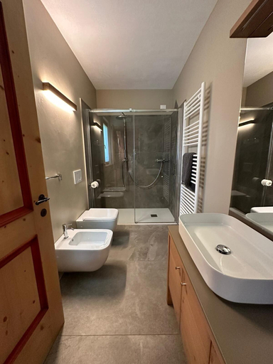 Bathroom 4, Antico fienile, Belluno