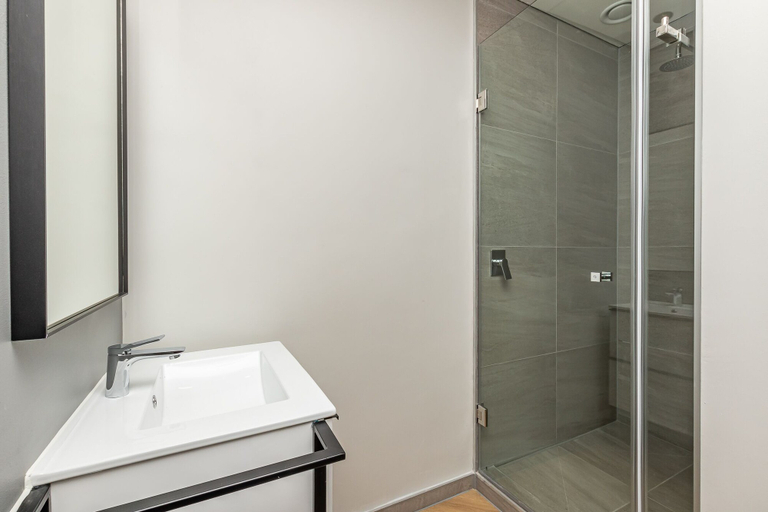 Bathroom 5, ITC Hospitality - One Thibault Hotel, City of Cape Town