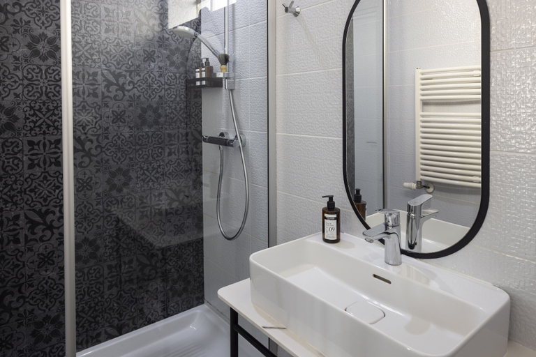 Bathroom 5, Hôtel Edmond W, Rhône