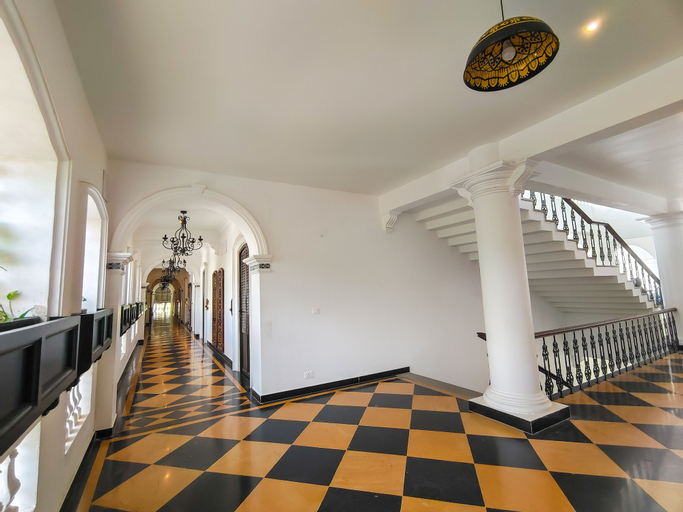 Public Area 3, Lagoon Sarovar Premiere Resort, Pondicherry, Puducherry