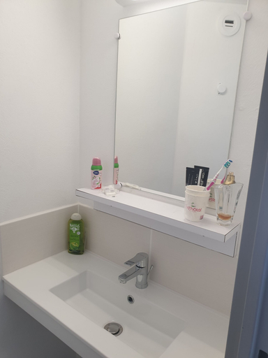 Bathroom 4, FastHotel Montpellier Ouest, Hérault