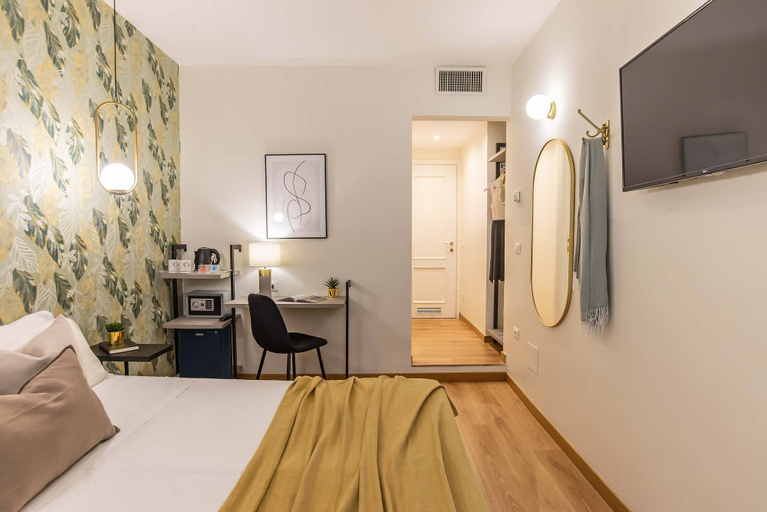 Bedroom 3, 94Rooms Vatican Guesthouse Scipioni, Rome