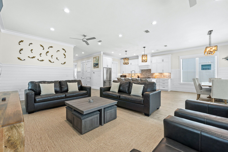 Others 5, Beach House - Totally Beachin by PHG, Bay