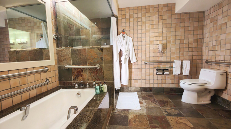 Bathroom 5, The Quail, Monterey