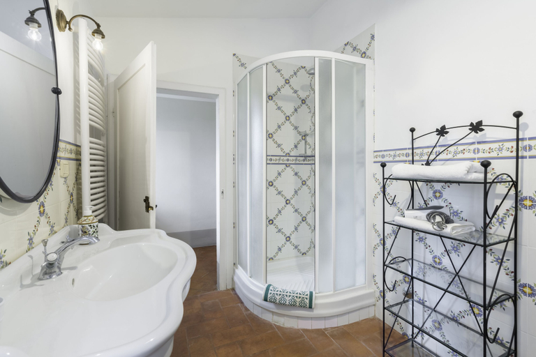 Bathroom 3, Orcia Panoramic View With Pool, Siena