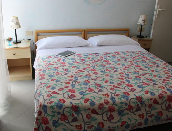 Bedroom 3, Villa Cecilia, Napoli