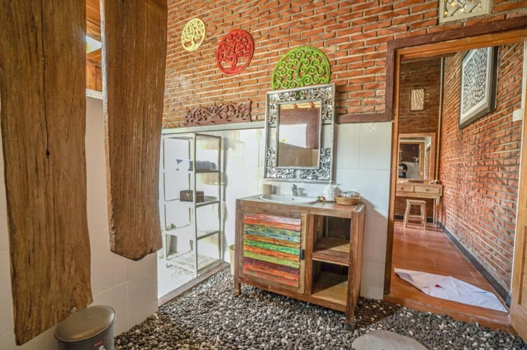 Others 4, Villa Taman Pesona, Badung