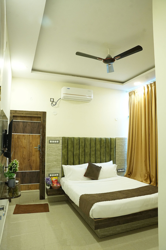 Bedroom 2, Hotel Sky International Hyderabad, Ranga Reddy
