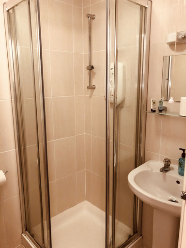 Bathroom 3, The Purple Tree Guest House, Torbay