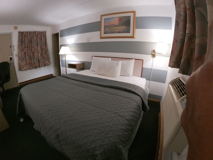 Bedroom 4, Budget Inn Clearfield, Clearfield
