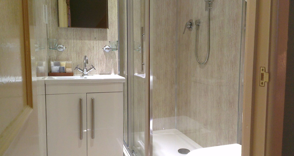 Bathroom 5, Orestone Manor, Torbay