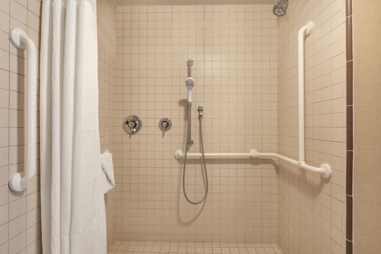 Bathroom 5, Residence Inn Charleston North/Ashley Phosphate, Charleston