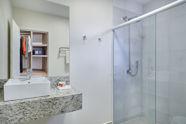 Bathroom 5, Lefel Hotel, São Bento do Sul