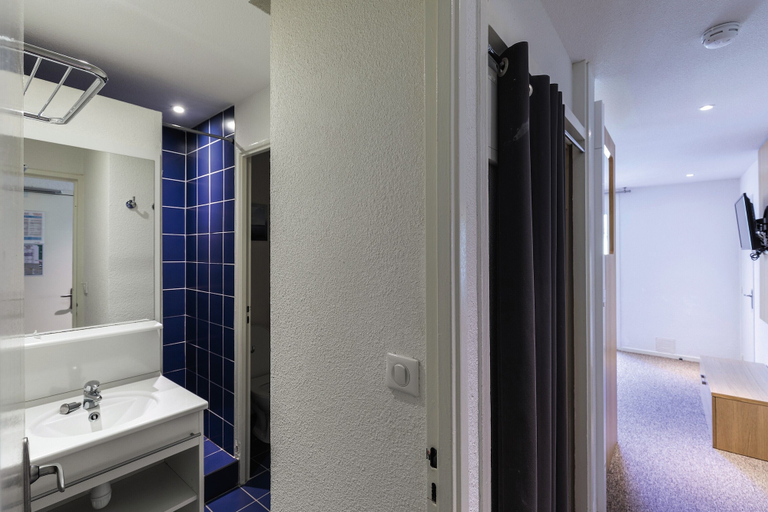 Bathroom 4, Belambra Clubs Gourette - Lou Sarri, Pyrénées-Atlantiques