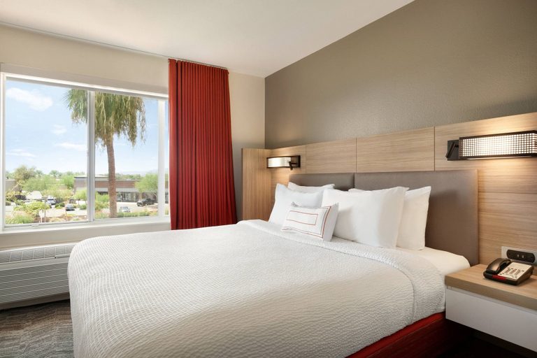 Bedroom 4, SpringHill Suites by Marriott Phoenix Chandler/Fashion Center, Maricopa