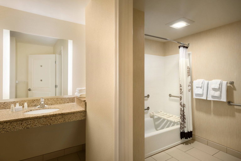 Bathroom 5, Residence Inn Charleston North/Ashley Phosphate, Charleston