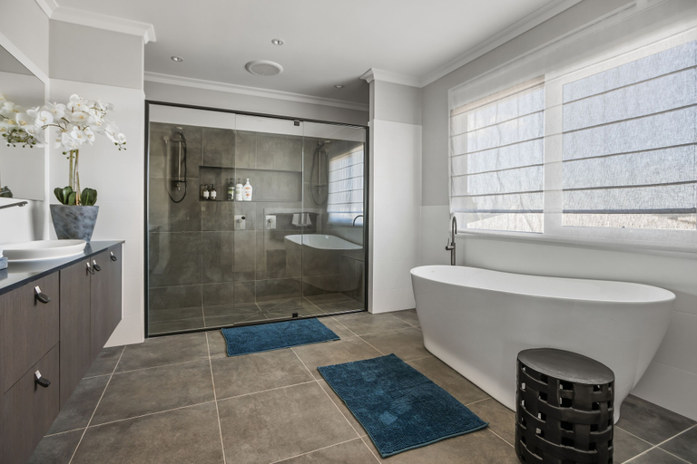 Bathroom 3, Werribee Luxe Home Family 6Bed Netflix, Wyndham - West