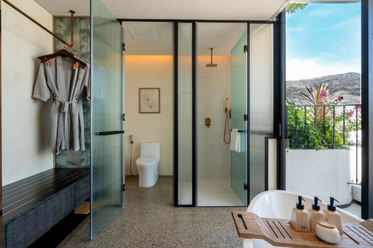 Bathroom 4