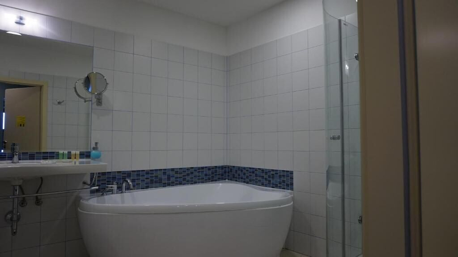 Bathroom 3, Hotel Kolumbs, Liepaja