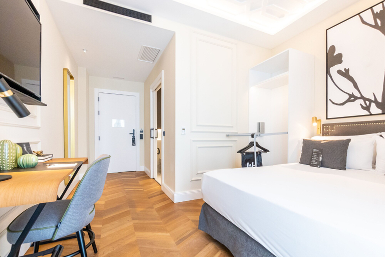 Bedroom 3, L&H Gran Via Valencia, Valencia
